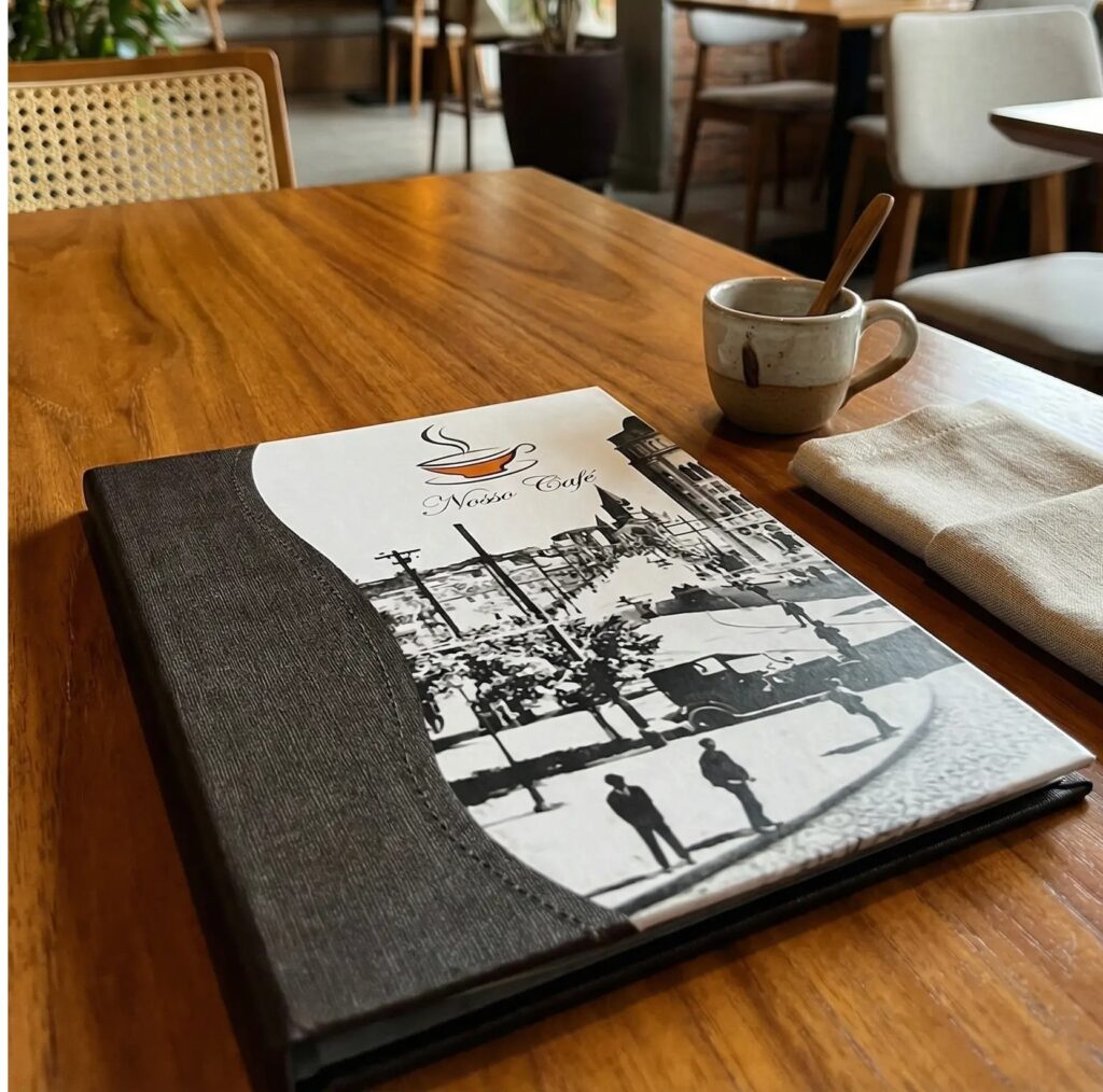 Pasta Cardápio com Capa personalizada - A4 + 6 divisórias - KIT c/ 5 UN