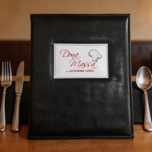 Pasta Cardápio Básico em Couro Sintético - A4 + 4 divisórias - KIT c/ 5 UN